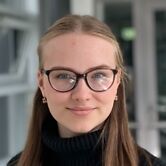 Alena - Azubi bei der AirITSystems GmbH