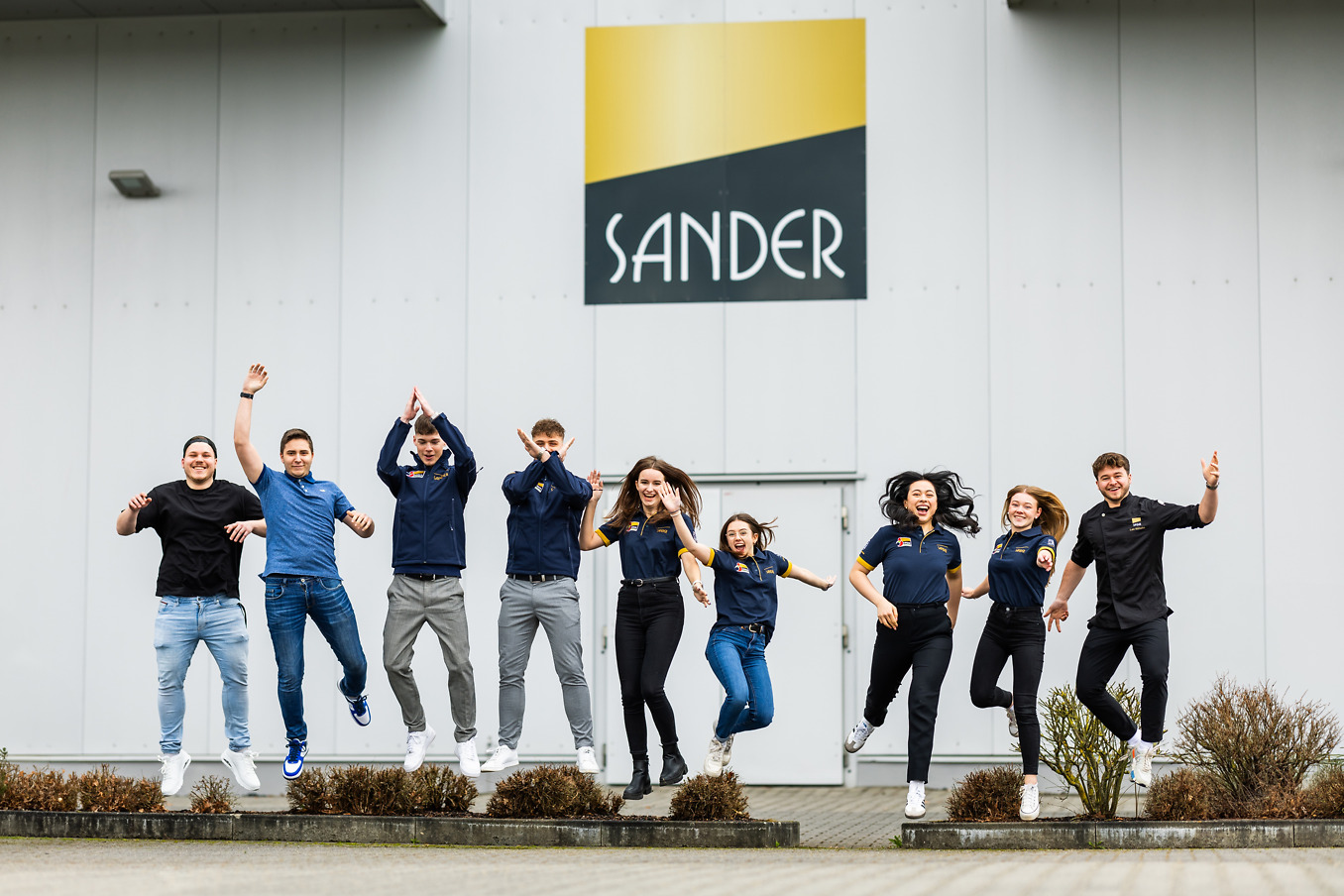 Freie Stelle Sander Holding GmbH & Co. KG