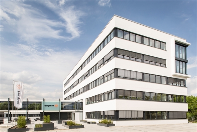 expert SE: expert-Zentrale in Langenhagen