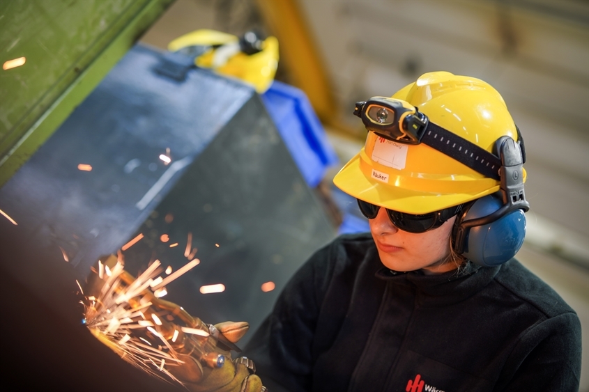 Hamburger Energiewerke GmbH: Arbeiten in der Servicewerkstatt 1