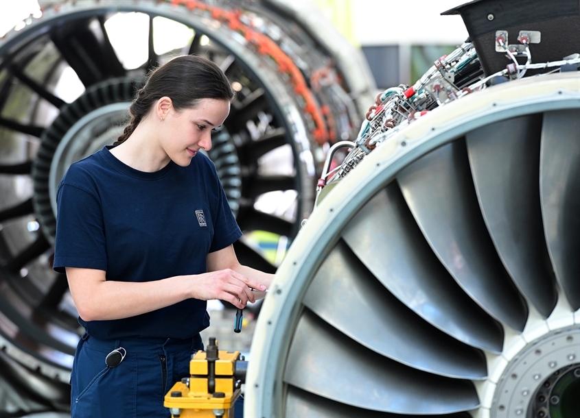 Rolls-Royce Deutschland Ltd & Co KG: Ausbildung Fluggerätmechaniker/-in