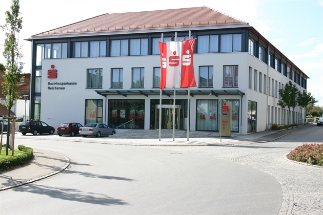 Bezirkssparkasse Reichenau Bild 2