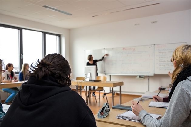 Medienschule Babelsberg (BFS): …unterrichten