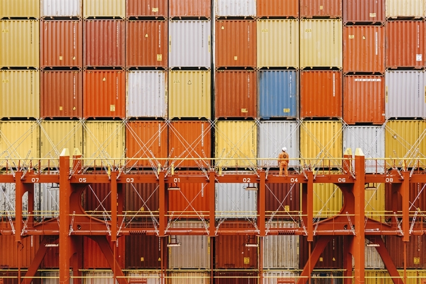 MSC Mediterranean Shipping Company: Cotainer and crew on the vessel