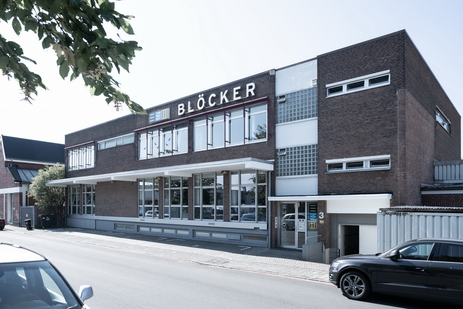 Blöcker ZNL der Hunter Douglas GmbH & Co. KG Bild 1