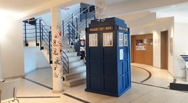 Semper Berufskolleg für Kosmetik, Gestaltung und Elektrotechnik: Projekt "Tardis" GTA