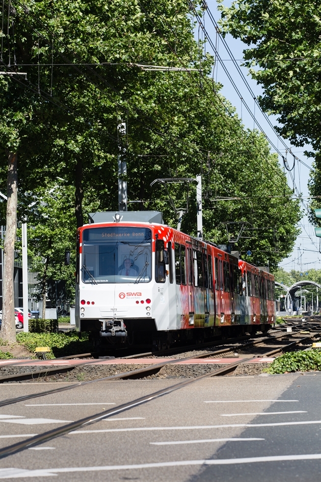 Stadtwerke Bonn GmbH: Unsere Bahnen - SWB macht mobil!